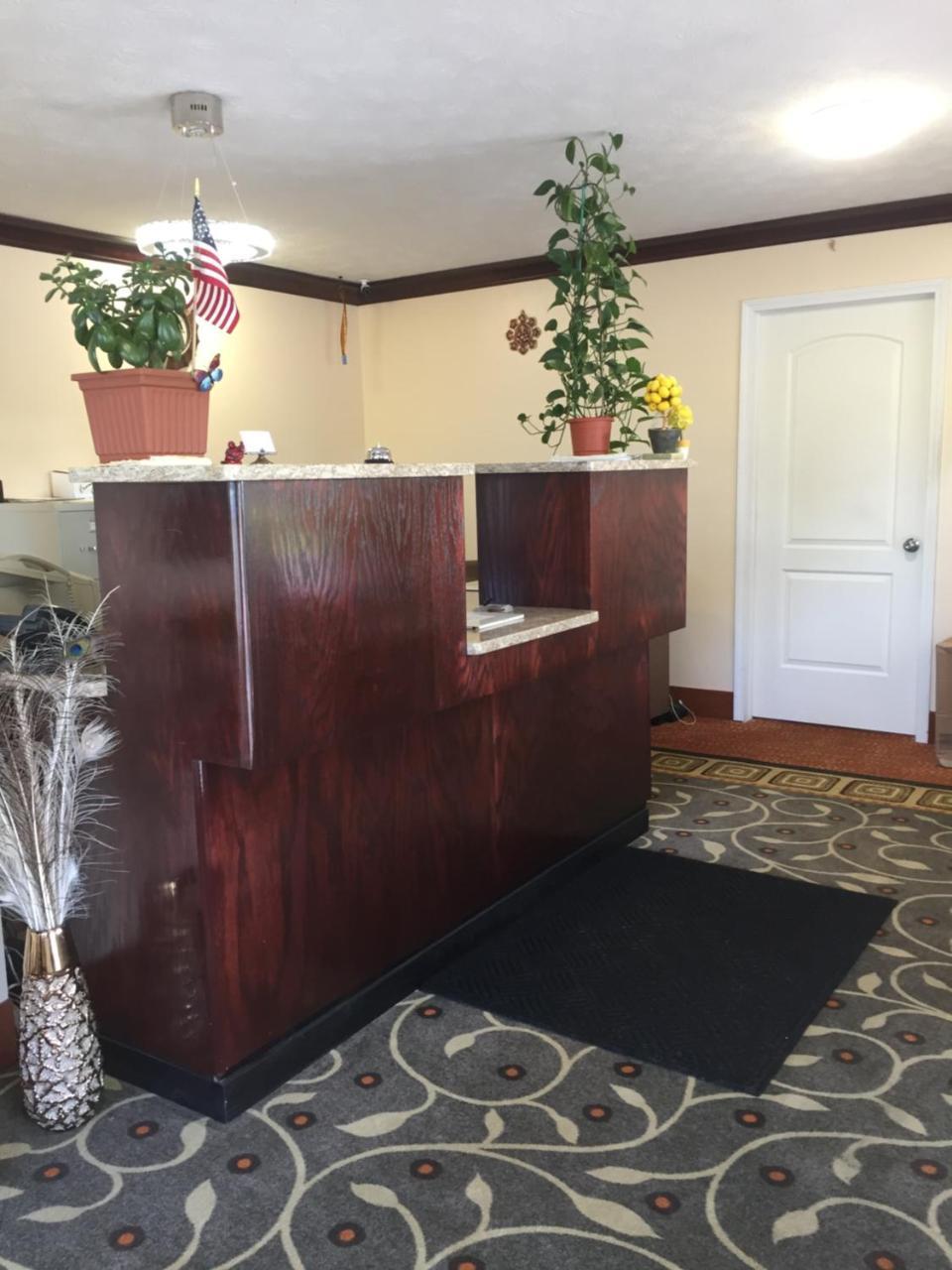 Budget Inn - Farmington Екстер'єр фото